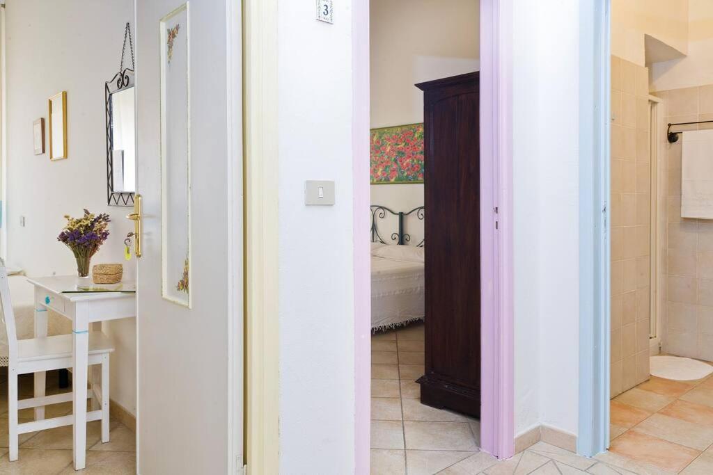 Domo Janas Guesthouse Olbia Exterior foto